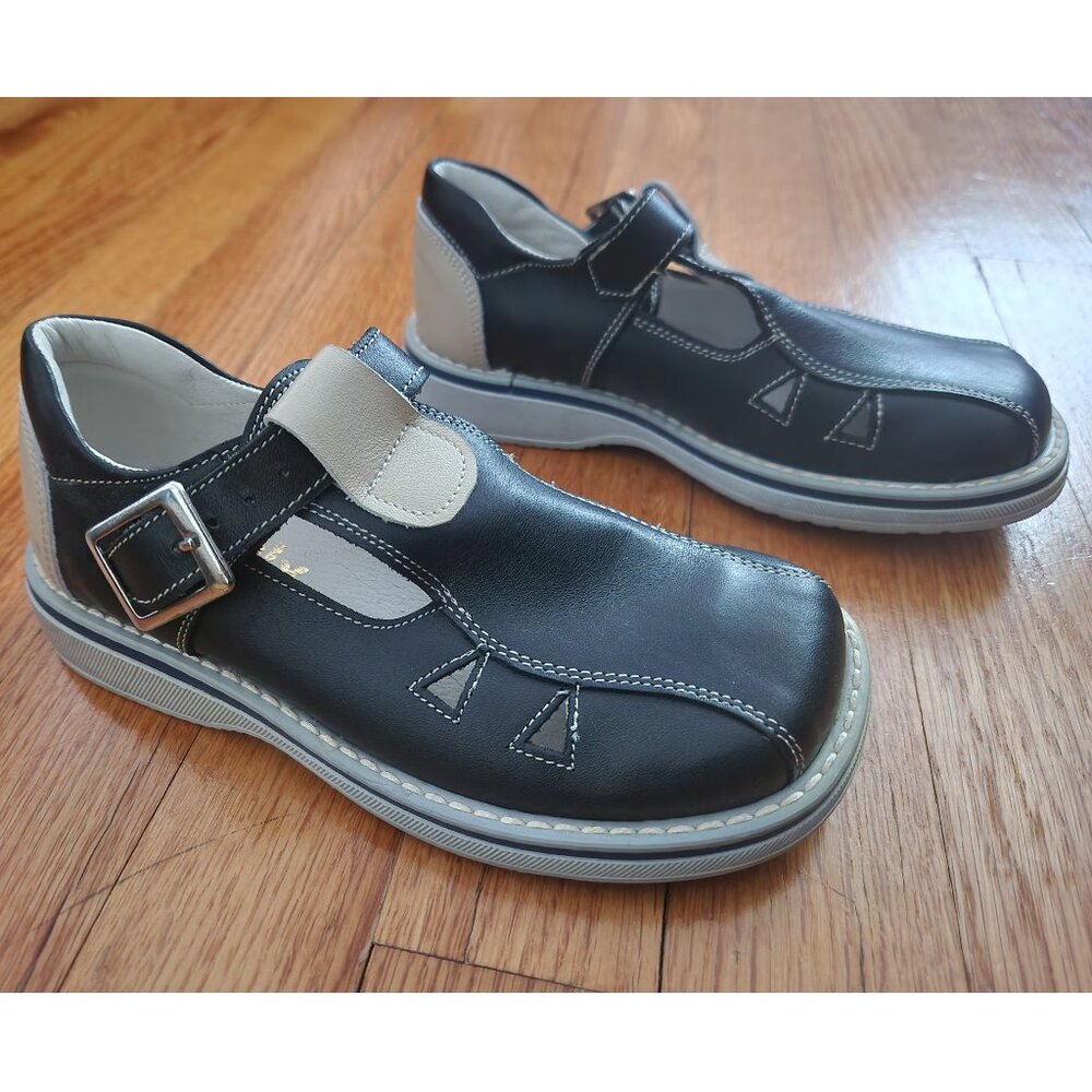 Willy Made in Italy Fisherman Boys Closed Sandals Blue Size 30 EU / 12-12.5 USA
